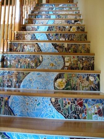 лестница с мозаикой