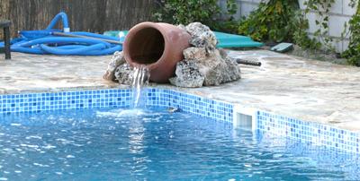 Рециркуляция для очистки воды в бассейне